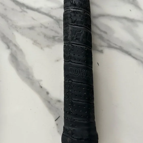 Pre Loved Wilson Squash Racquet & Case - Picture 6 of 6
